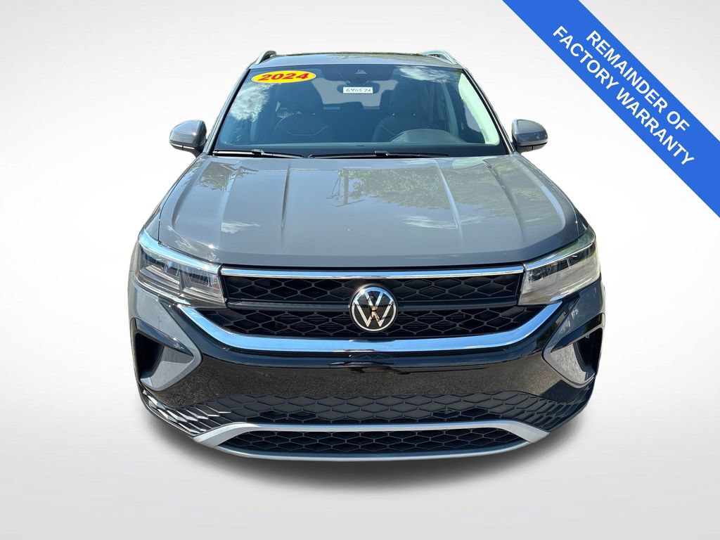 Used 2024 Volkswagen Taos SE AWD/4WD image 8