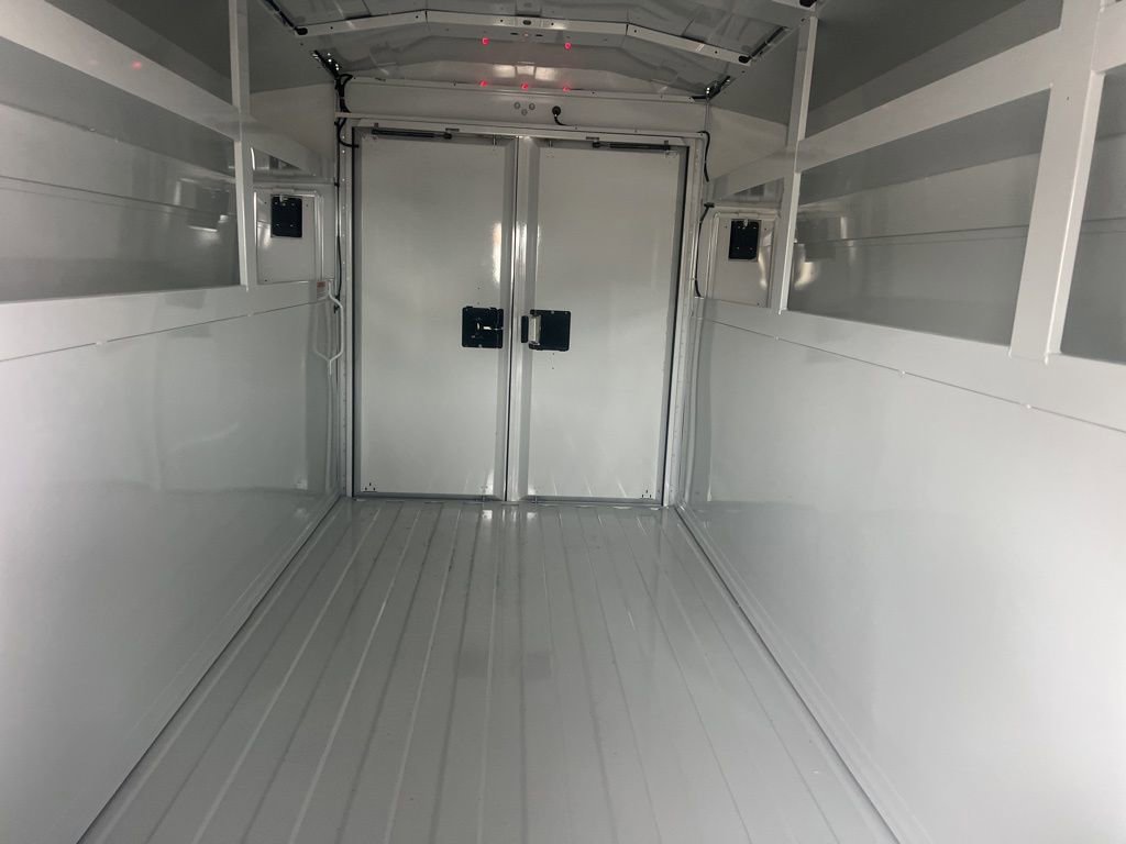 Used 2024 Ford Transit 350 w/ Interior Upgrade Package image 21