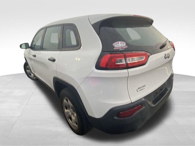 Used 2016 Jeep Cherokee Sport FWD image 7