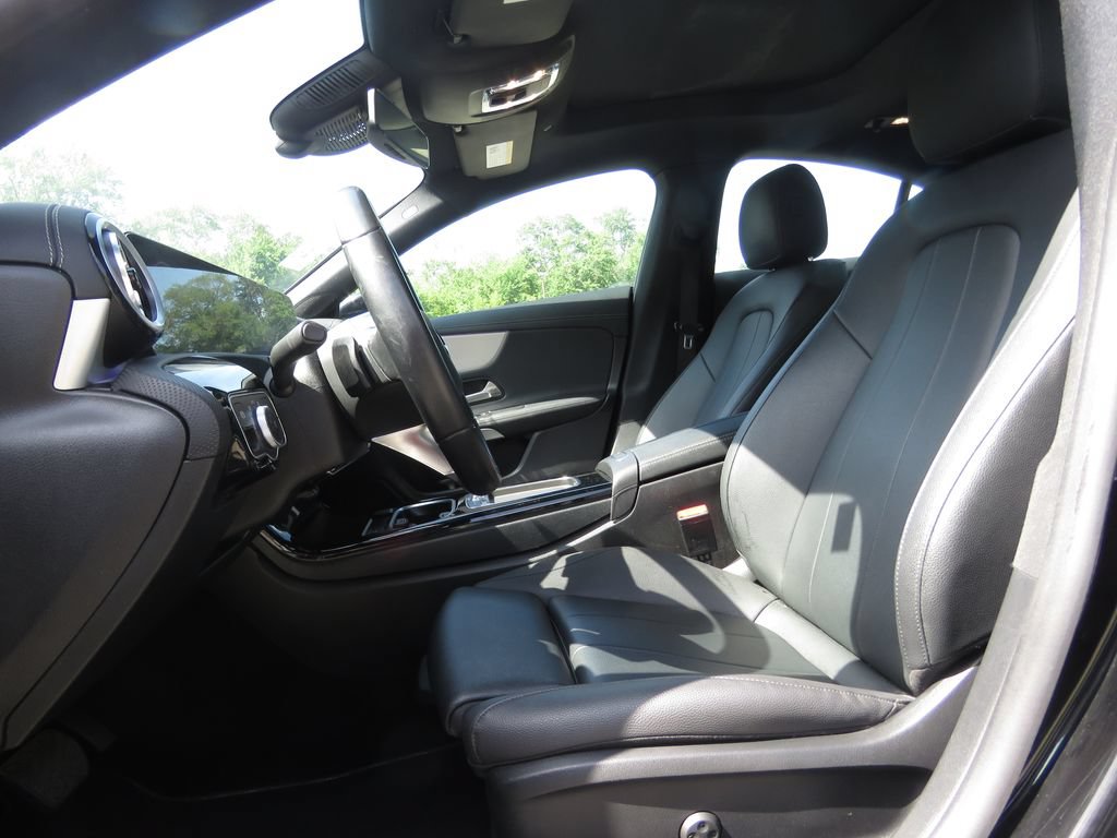 Used 2025 Mercedes-Benz CLA 250 4MATIC image 10