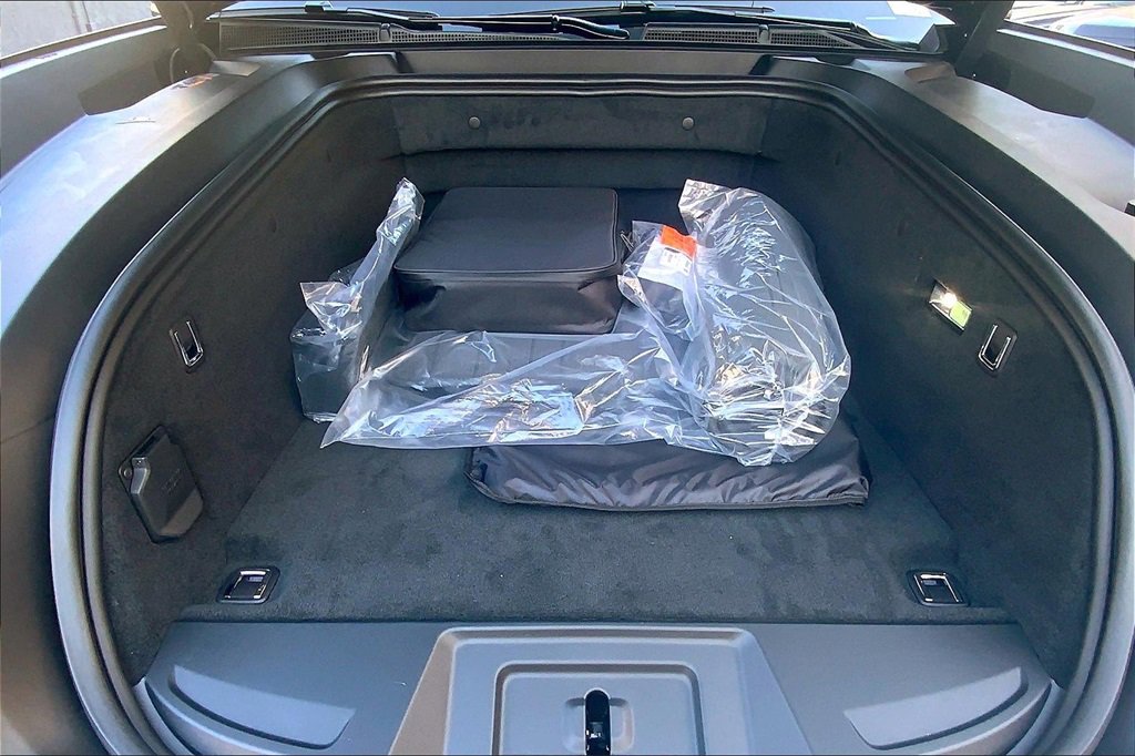 New 2026 Cadillac Escalade IQL Sport 1 w/ LPO, Premium Carpet Package image 17