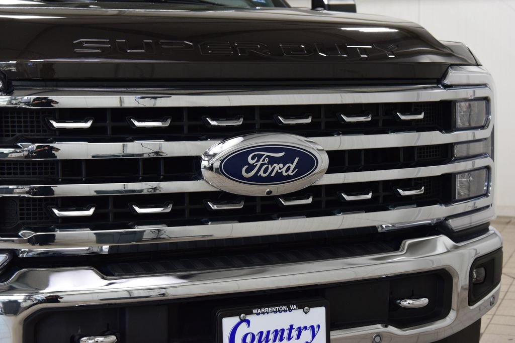 Used 2024 Ford F250 Lariat w/ Lariat Ultimate Package AWD/4WD image 11
