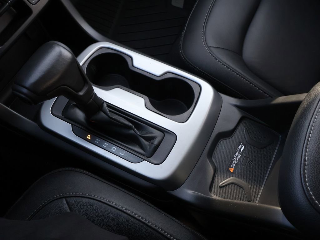 Used 2019 Chevrolet Colorado ZR2 w/ ZR2 Midnight Special Edition image 28