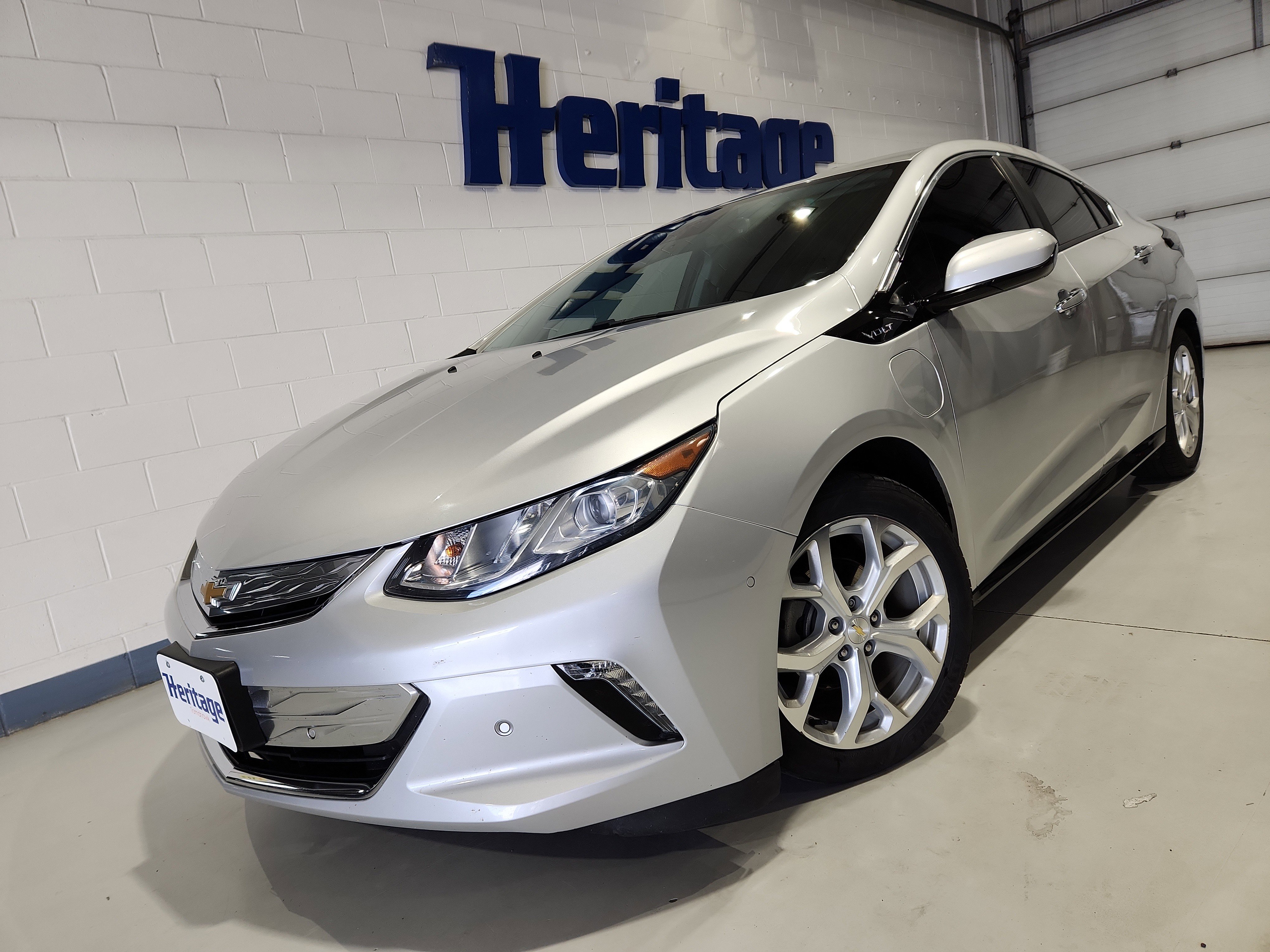 Used 2017 Chevrolet Volt Premier w/ Driver Confidence II Package