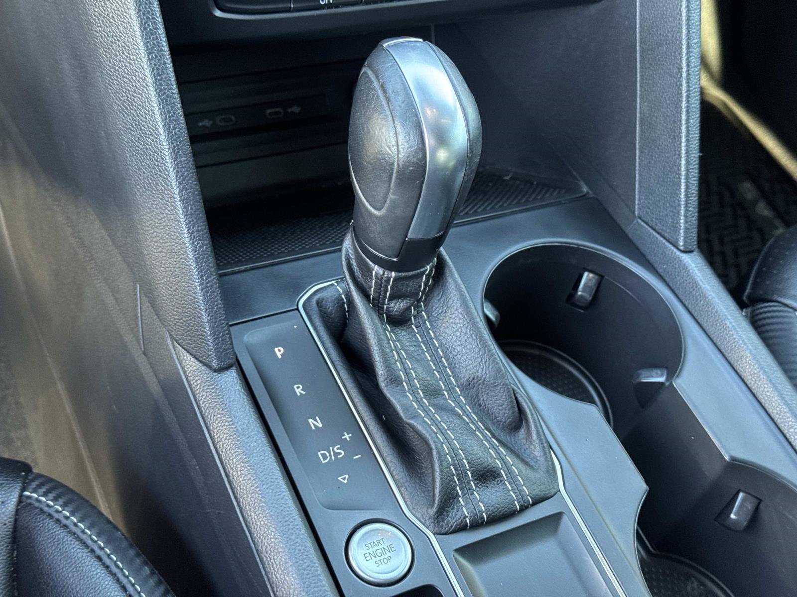 Used 2021 Volkswagen Atlas Cross Sport SE w/ Cross Sport MDO Package image 16