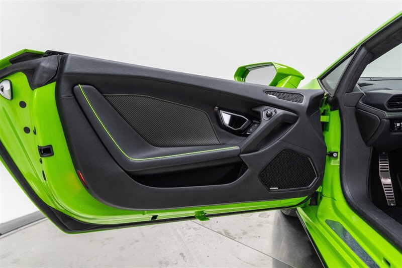 Used 2020 Lamborghini Huracan EVO AWD/4WD image 65
