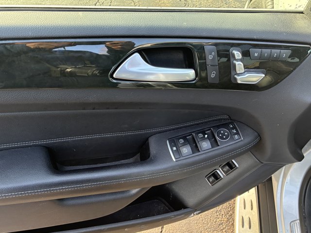 Certified 2019 Mercedes-Benz GLS 450 4MATIC image 12