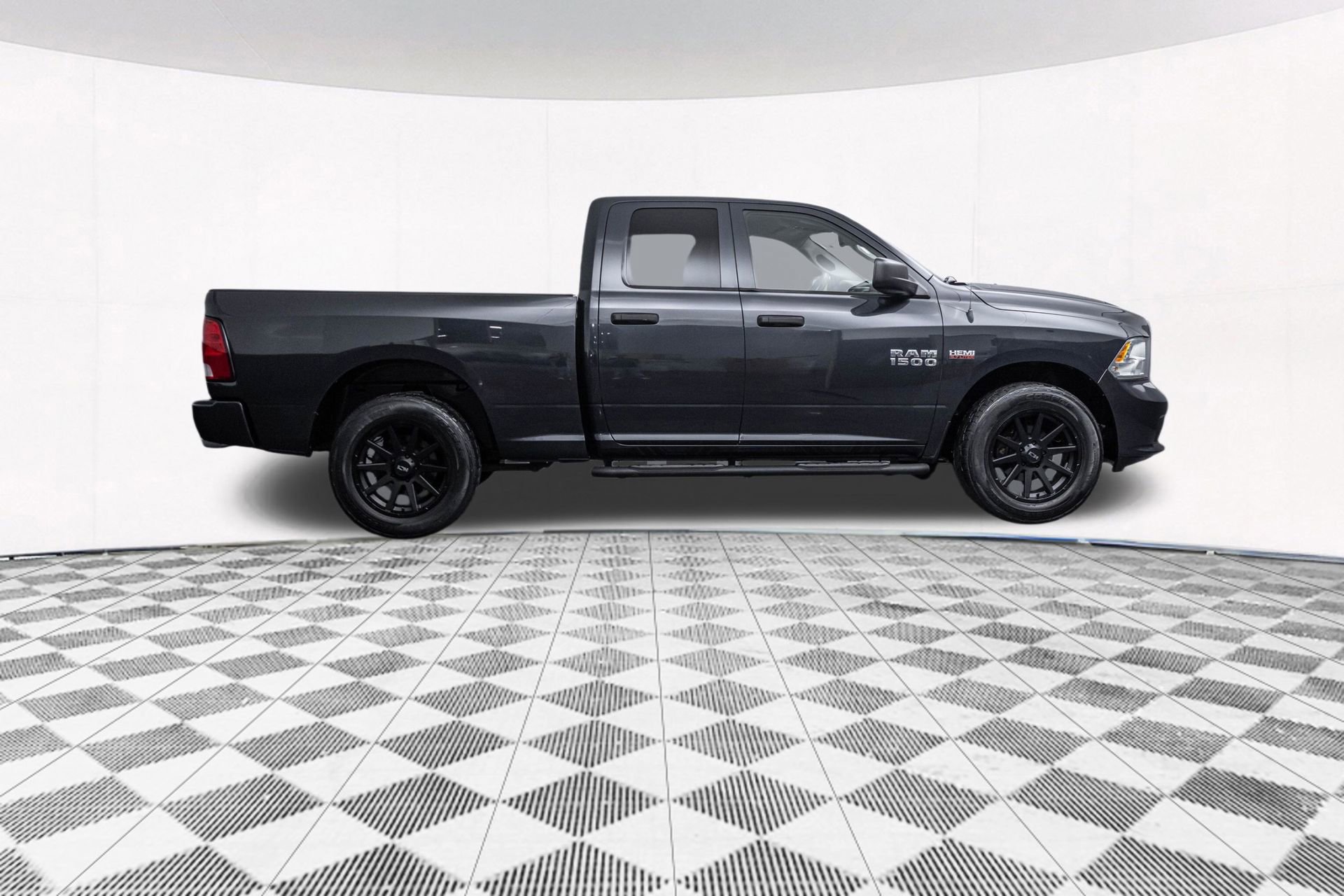 Used 2014 RAM 1500 Express image 13