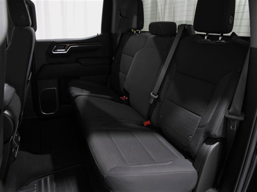 Certified 2024 Chevrolet Silverado 1500 LT AWD/4WD image 19