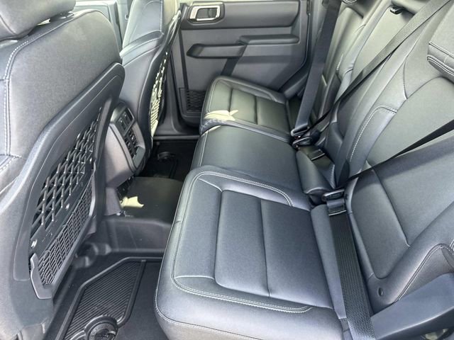 New 2025 Ford Bronco Badlands image 23