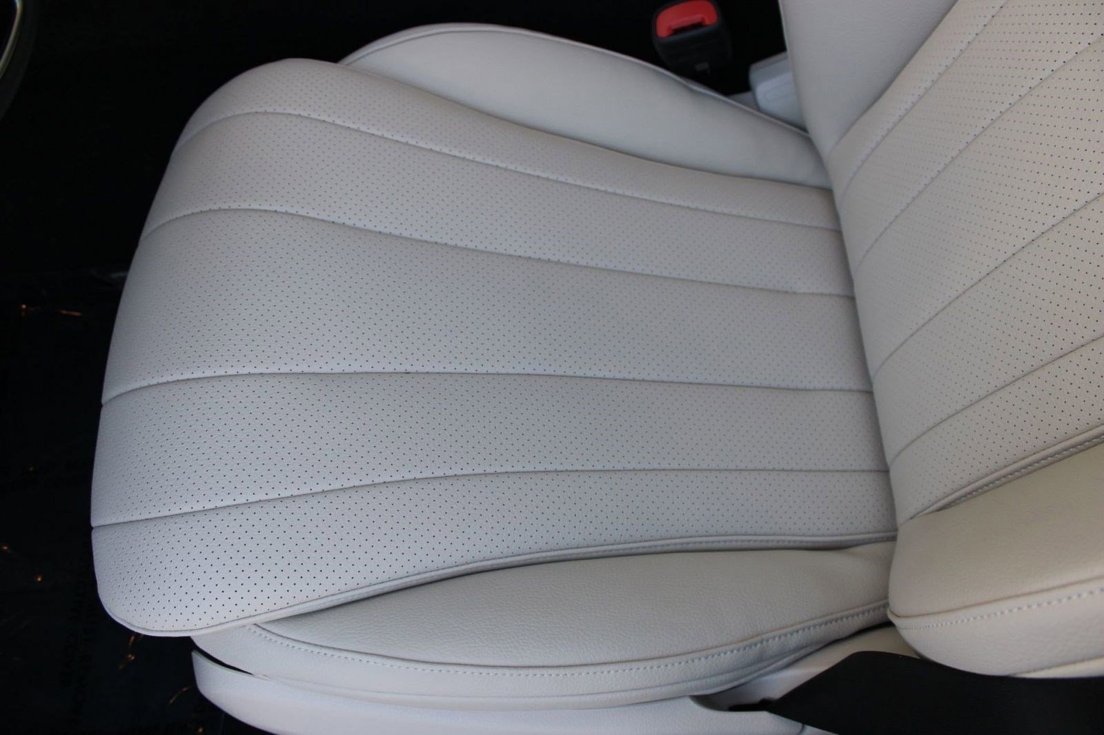 Used 2026 Mercedes-Benz E 350 Sedan image 14