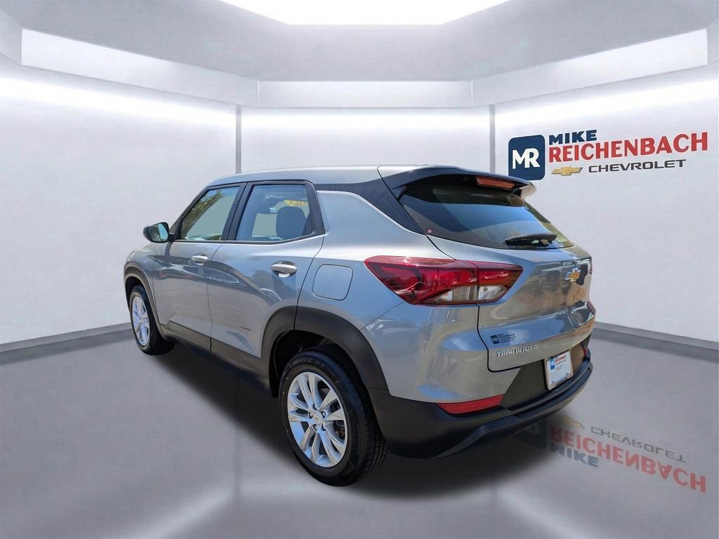 Used 2023 Chevrolet TrailBlazer LS image 6