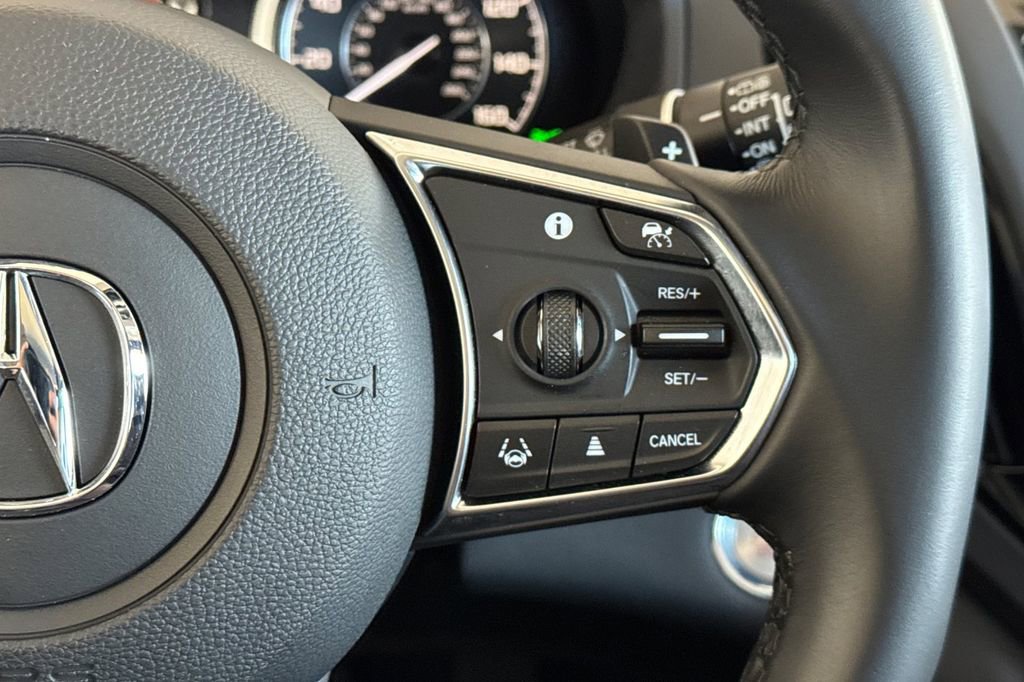 Certified 2025 Acura RDX SH-AWD w/ Technology Package image 32