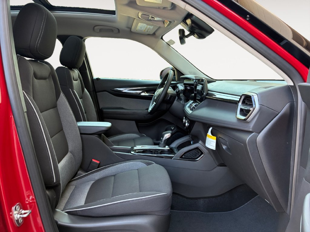 New 2026 Chevrolet TrailBlazer LT w/ Convenience Package FWD image 15