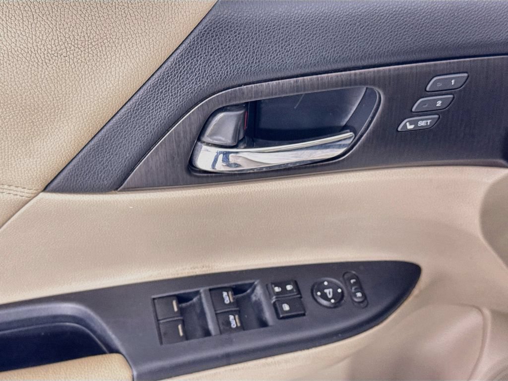 Used 2014 Honda Accord EX-L image 21