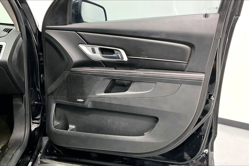 Used 2015 GMC Terrain SLT image 21