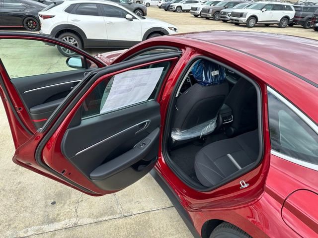 New 2026 Hyundai Sonata Blue FWD image 14