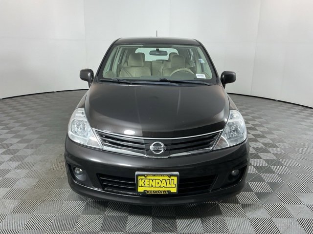 Used 2011 Nissan Versa SL image 2