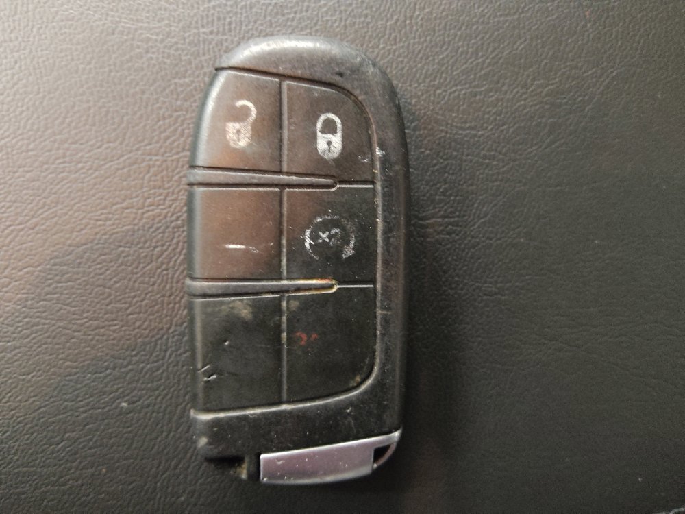 Used 2017 Chrysler 200 Limited Platinum w/ Comfort & Convenience Group image 32