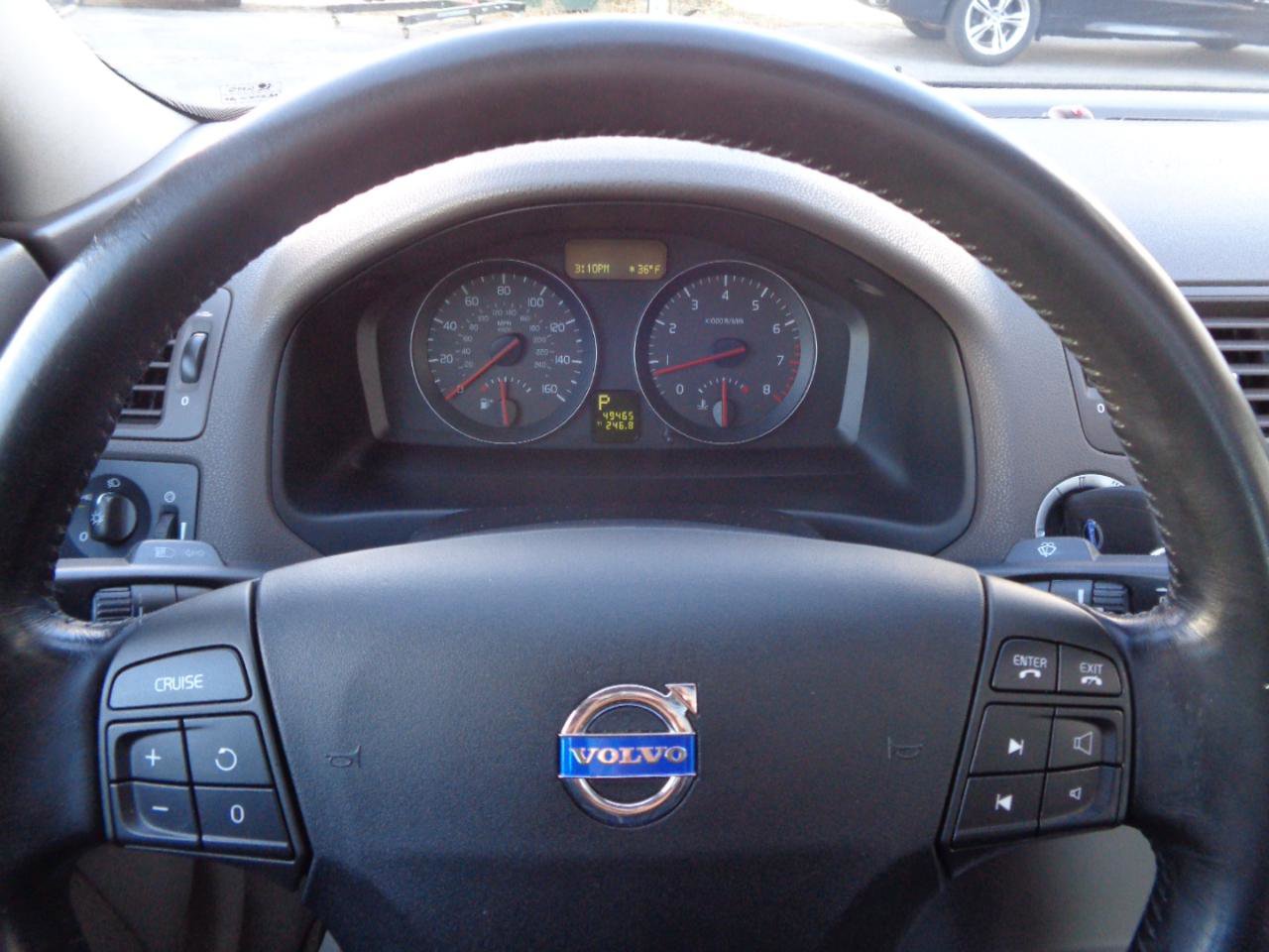 Used 2009 Volvo S40 2.4i FWD image 32