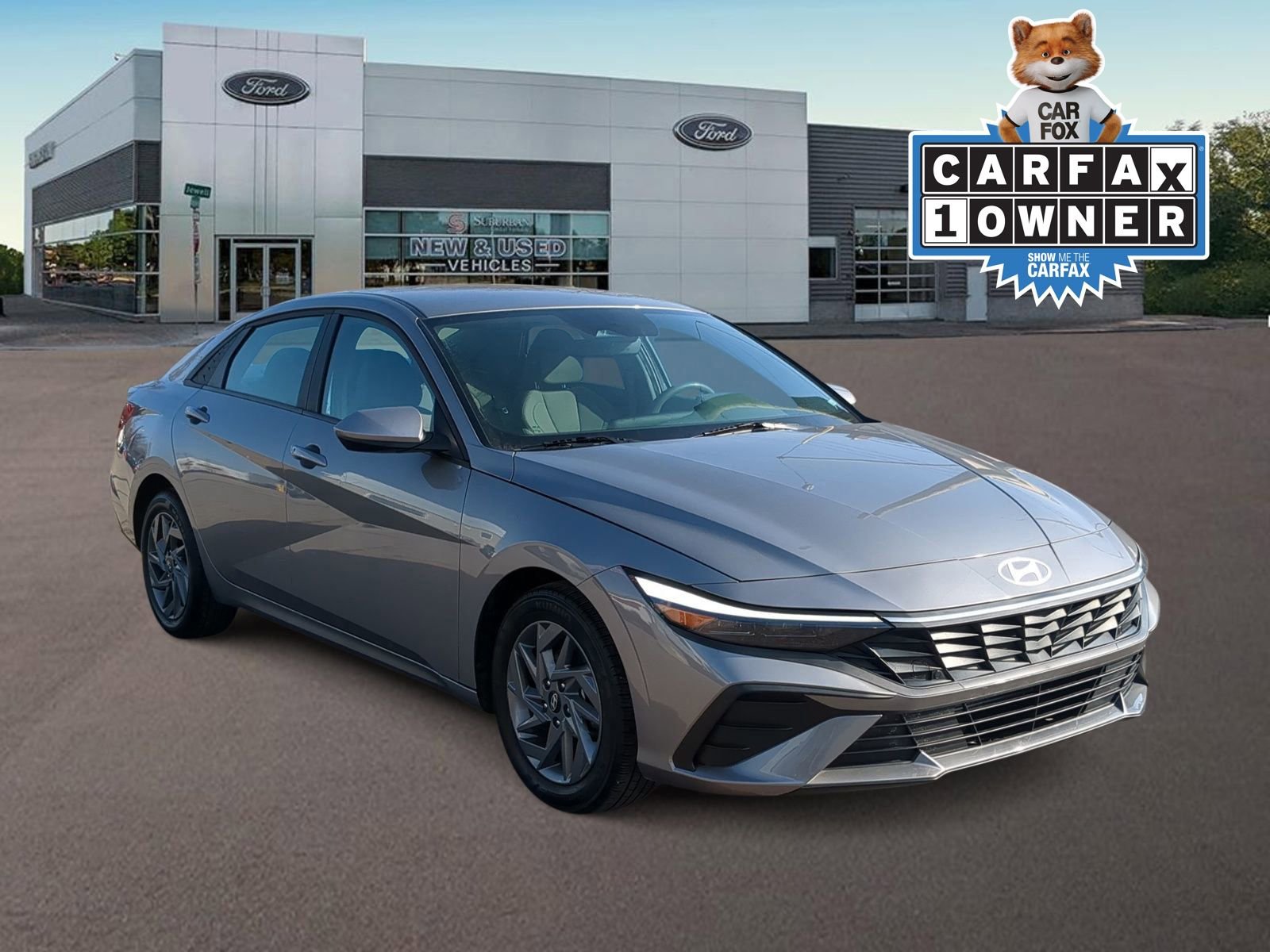 Used 2024 Hyundai Elantra SEL image 2