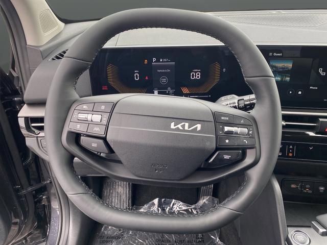 New 2026 Kia Sportage LX image 16