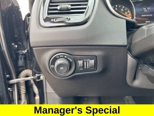 Used 2020 Jeep Compass Limited AWD/4WD image 19