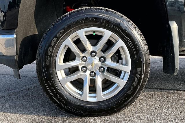 Used 2021 Chevrolet Silverado 1500 LT w/ LPO, Dark Essentials Package AWD/4WD image 35