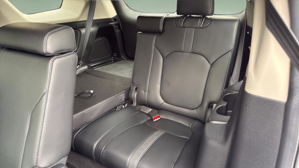 Used 2025 Honda Pilot EX-L image 17