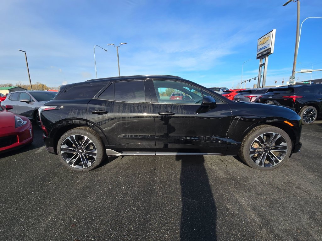 New 2026 Chevrolet Blazer EV SS w/ Performance Package AWD/4WD image 2