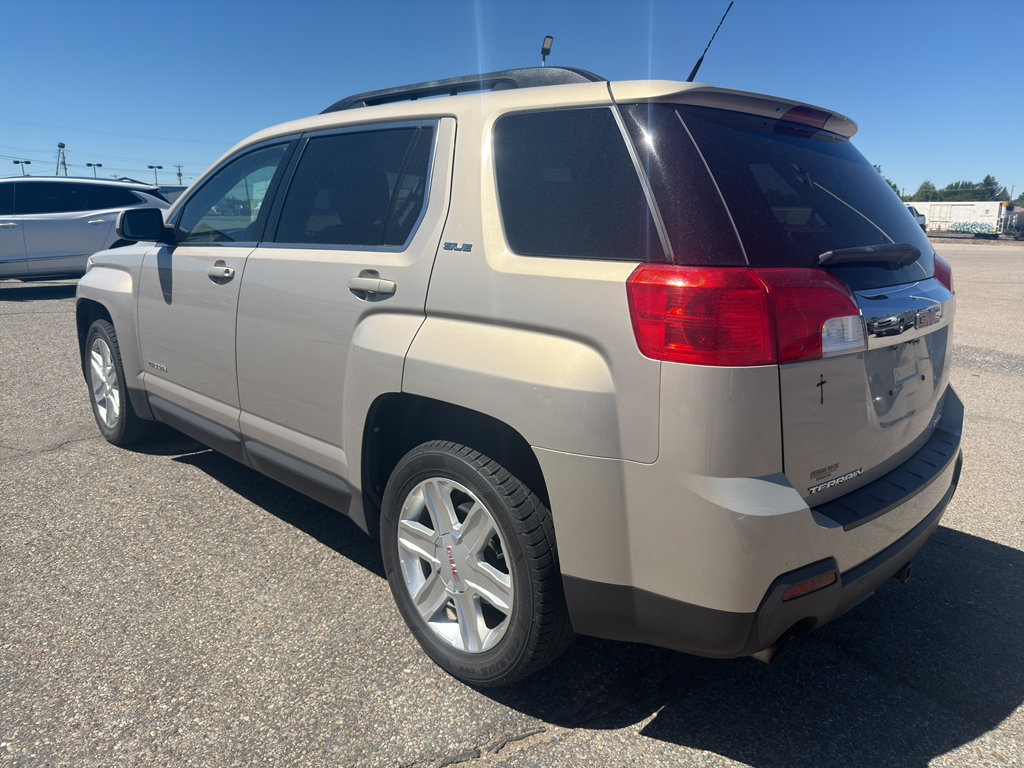 Used 2011 GMC Terrain SLE AWD/4WD image 2