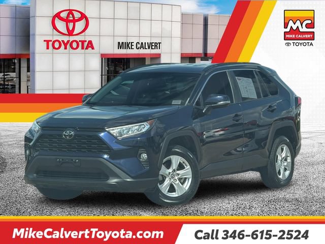 Used 2020 Toyota RAV4 XLE w/ Carpet Mat Package FWD video 1
