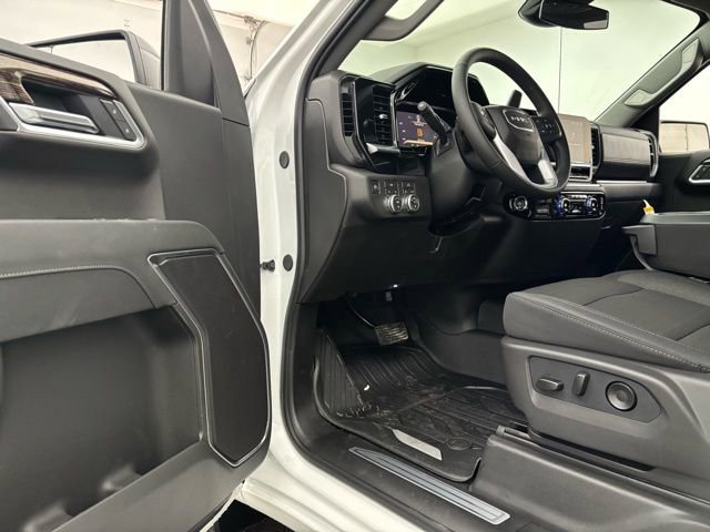 New 2026 GMC Sierra 1500 Elevation w/ Elevation Select Package AWD/4WD image 14