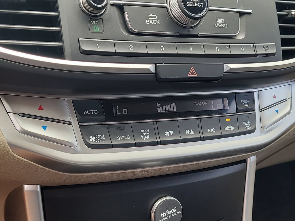 Used 2013 Honda Accord LX image 19