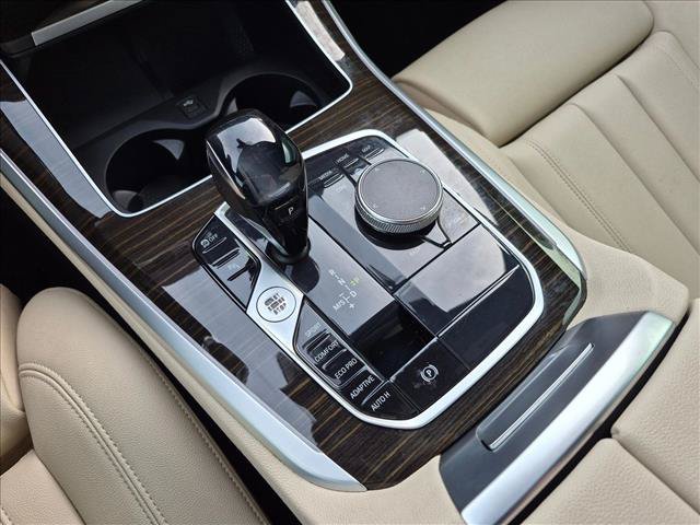 Used 2021 BMW X5 sDrive40i w/ Convenience Package RWD image 16