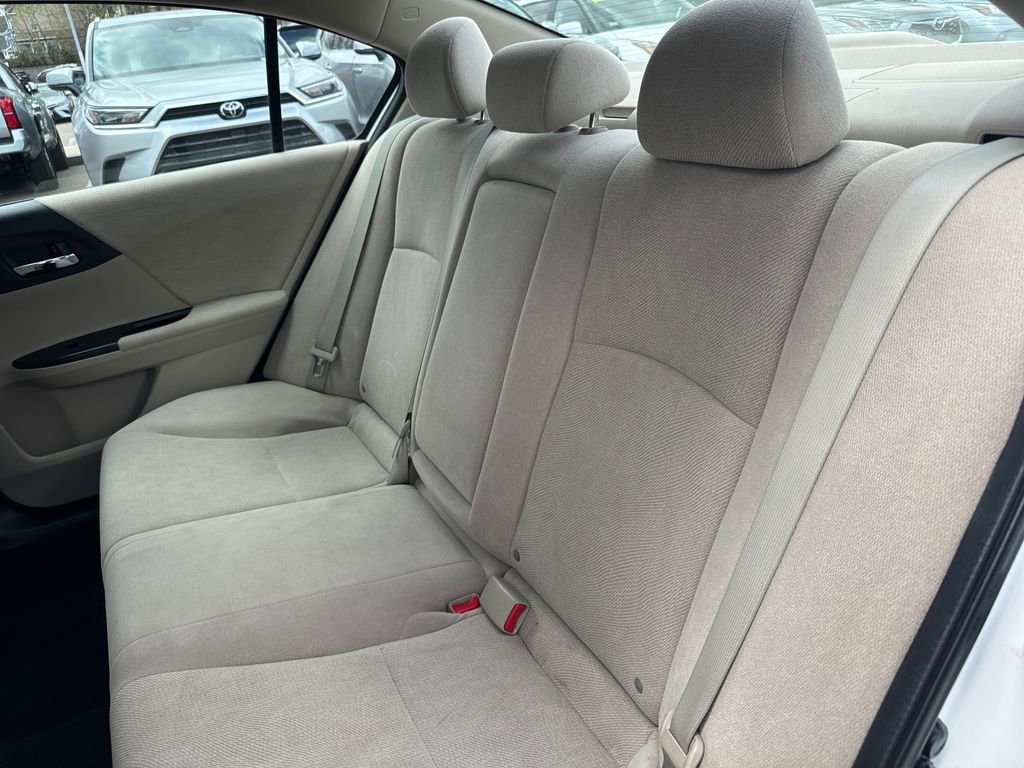 Used 2013 Honda Accord LX image 33
