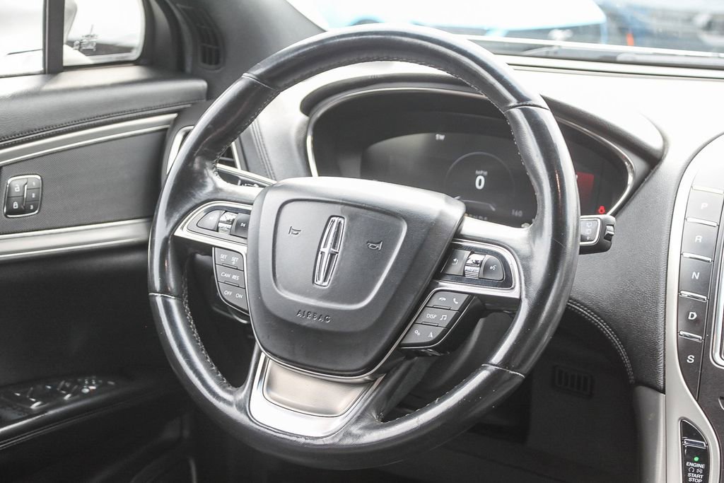 Used 2019 Lincoln Nautilus Select w/ Cargo Utility Package image 19