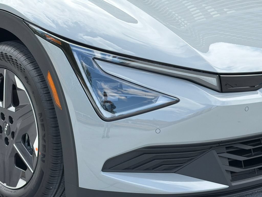 New 2026 Kia EV6 Light AWD/4WD image 11