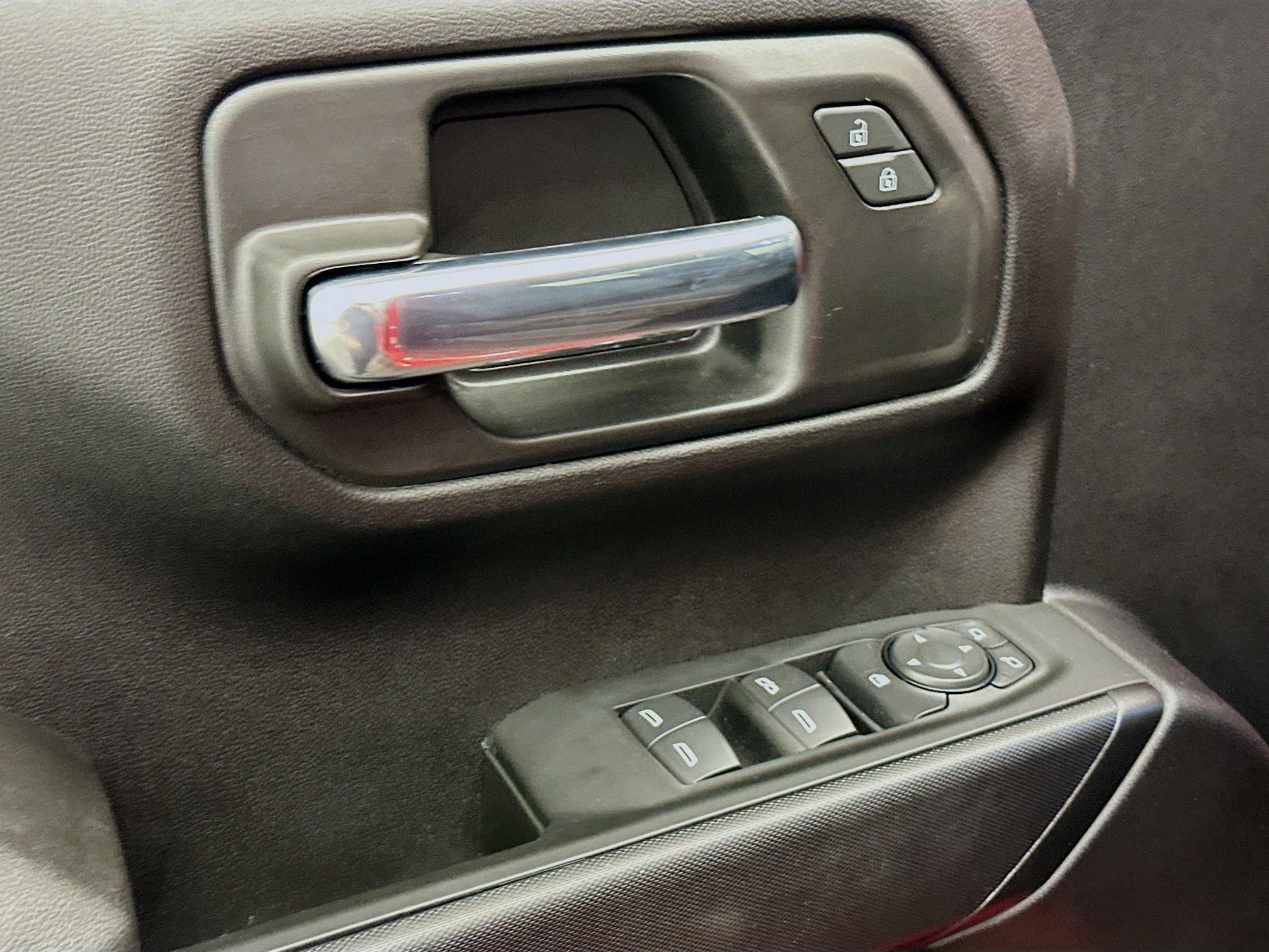 Used 2025 GMC Sierra 1500 Pro w/ Graphite Edition image 15