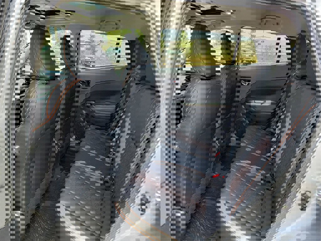 New 2025 Subaru Crosstrek 2.5i Limited w/ Crosstrek Mirror Package image 13