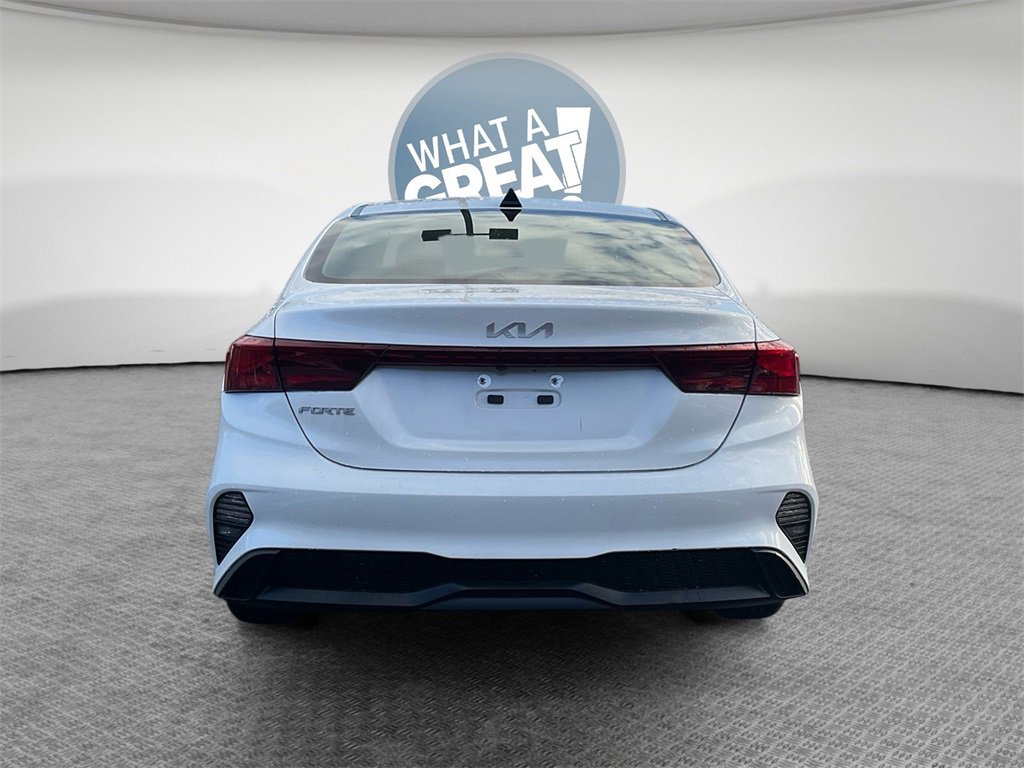 Used 2023 Kia Forte LXS image 5