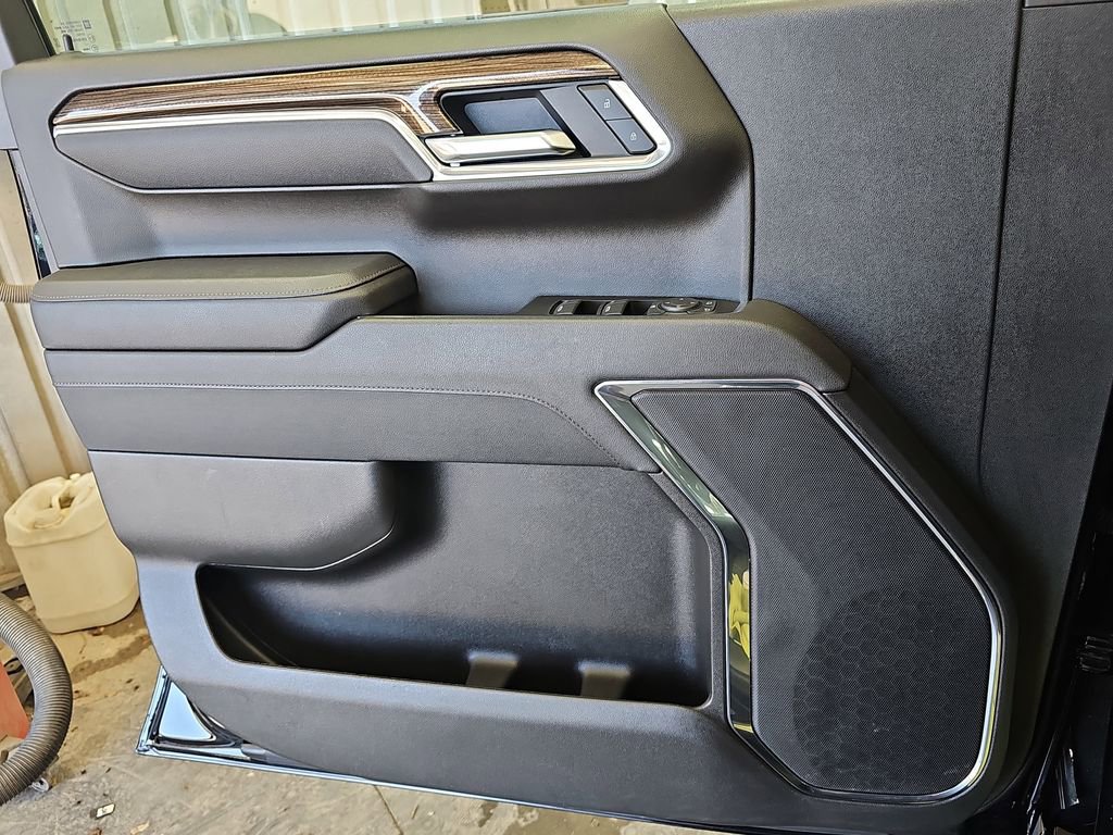 Used 2025 Chevrolet Silverado 1500 LT Trail Boss w/ Protection Package image 26