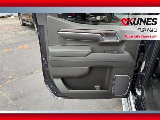 New 2026 GMC Sierra 1500 SLT w/ SLT Premium Plus Package image 17