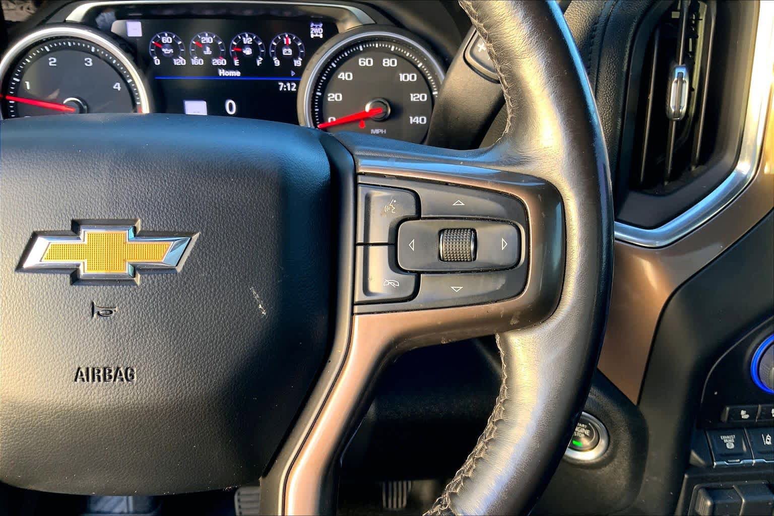 Used 2022 Chevrolet Silverado 3500 High Country w/ Technology Package AWD/4WD image 25