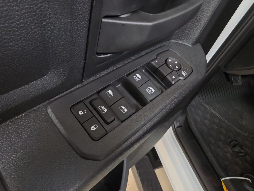 New 2026 RAM 2500 Tradesman AWD/4WD image 15