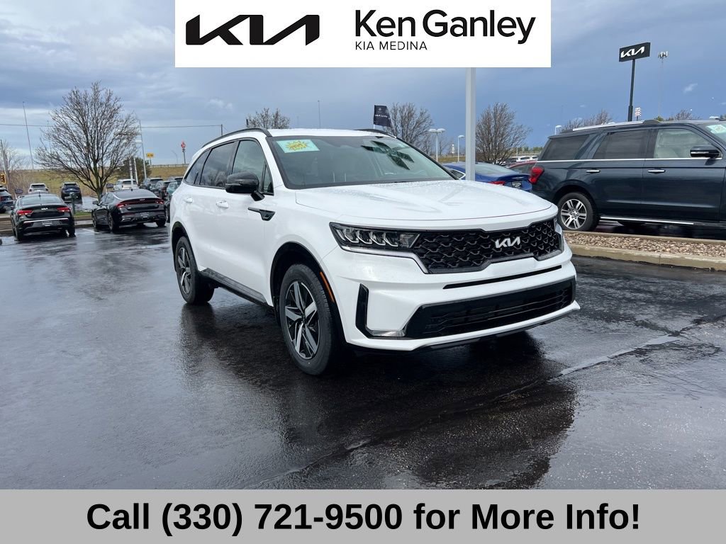Certified 2023 Kia Sorento S image 6