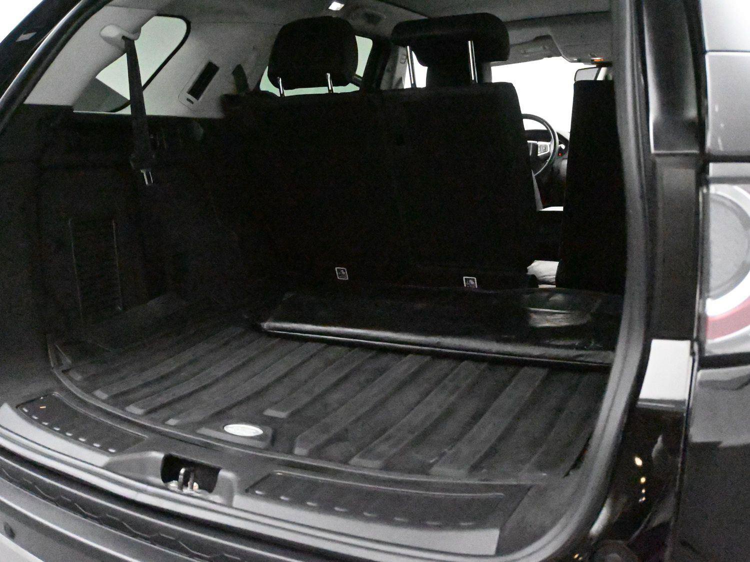 Used 2017 Land Rover Discovery Sport HSE image 15