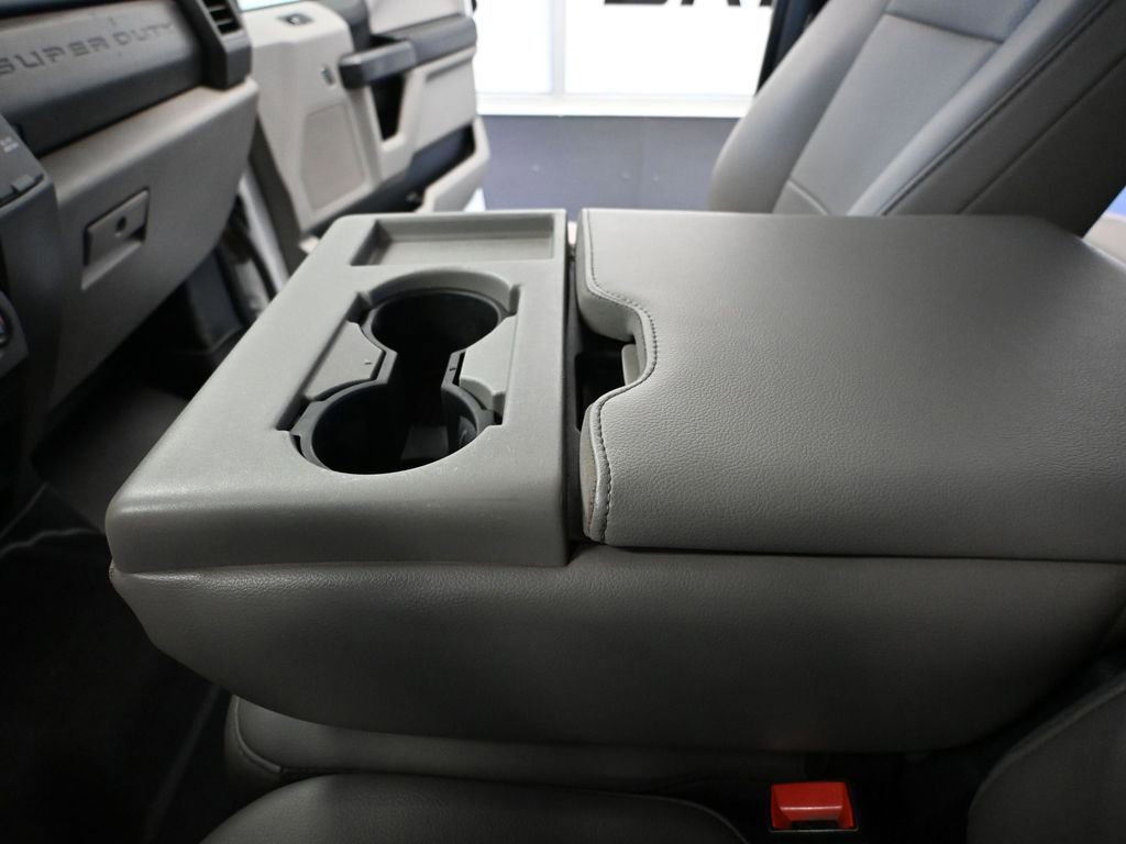 Used 2020 Ford F250 XL w/ STX Appearance Package image 36