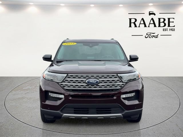 Used 2023 Ford Explorer Limited w/ Limited Technology Package AWD/4WD image 2