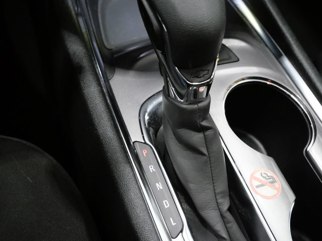 Used 2025 Chevrolet Malibu LT FWD image 22